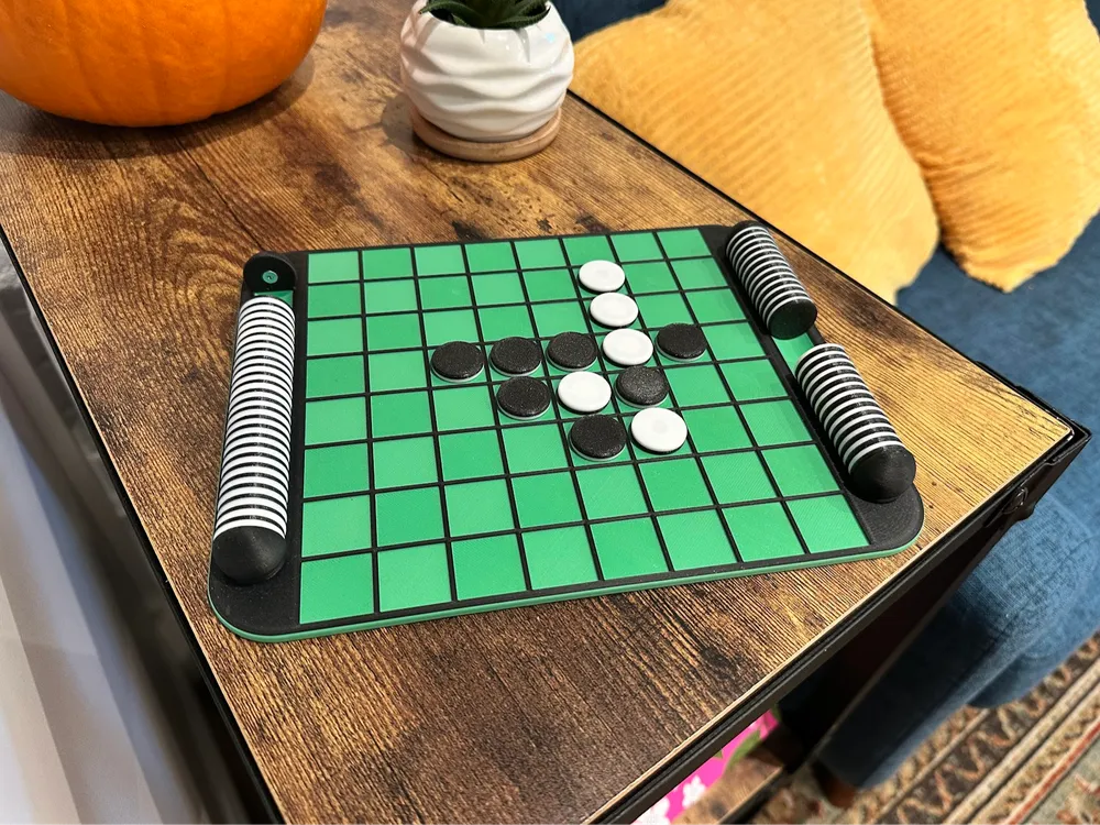 2 Player Othell reversi game (6+ years)