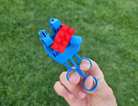 Mechanical Fidget Hand – Stress Relief Meets Engineering Fun
