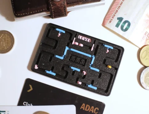 Pacman Wallet Maze – Pocket Puzzle & Fun Organizer